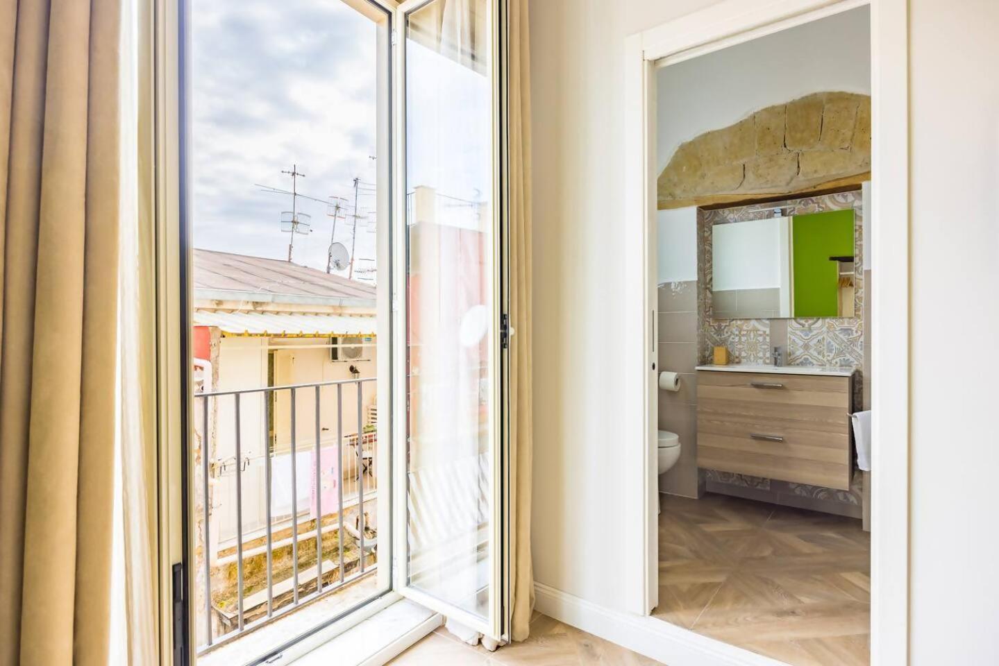 Terrazza Terzo Cardine Hotel Naples Room photo